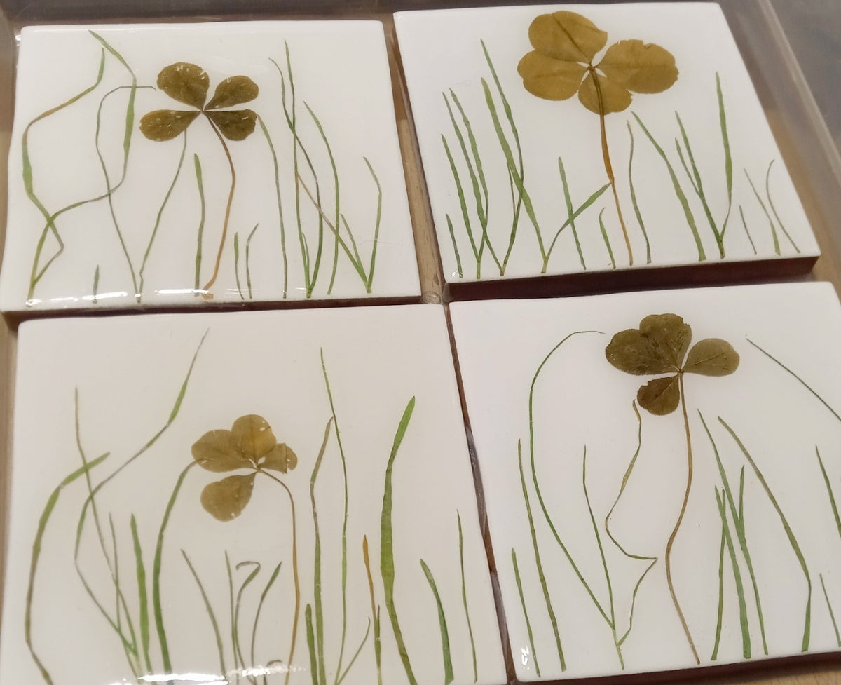 Herbarium-Fliesen mit echten Trockenpflanzen. Spring Meadow Kollektion, Küchenrückwand Badezimmerfliesen Wandkunst Neue Naturkunst Keramik-Grundfliesen